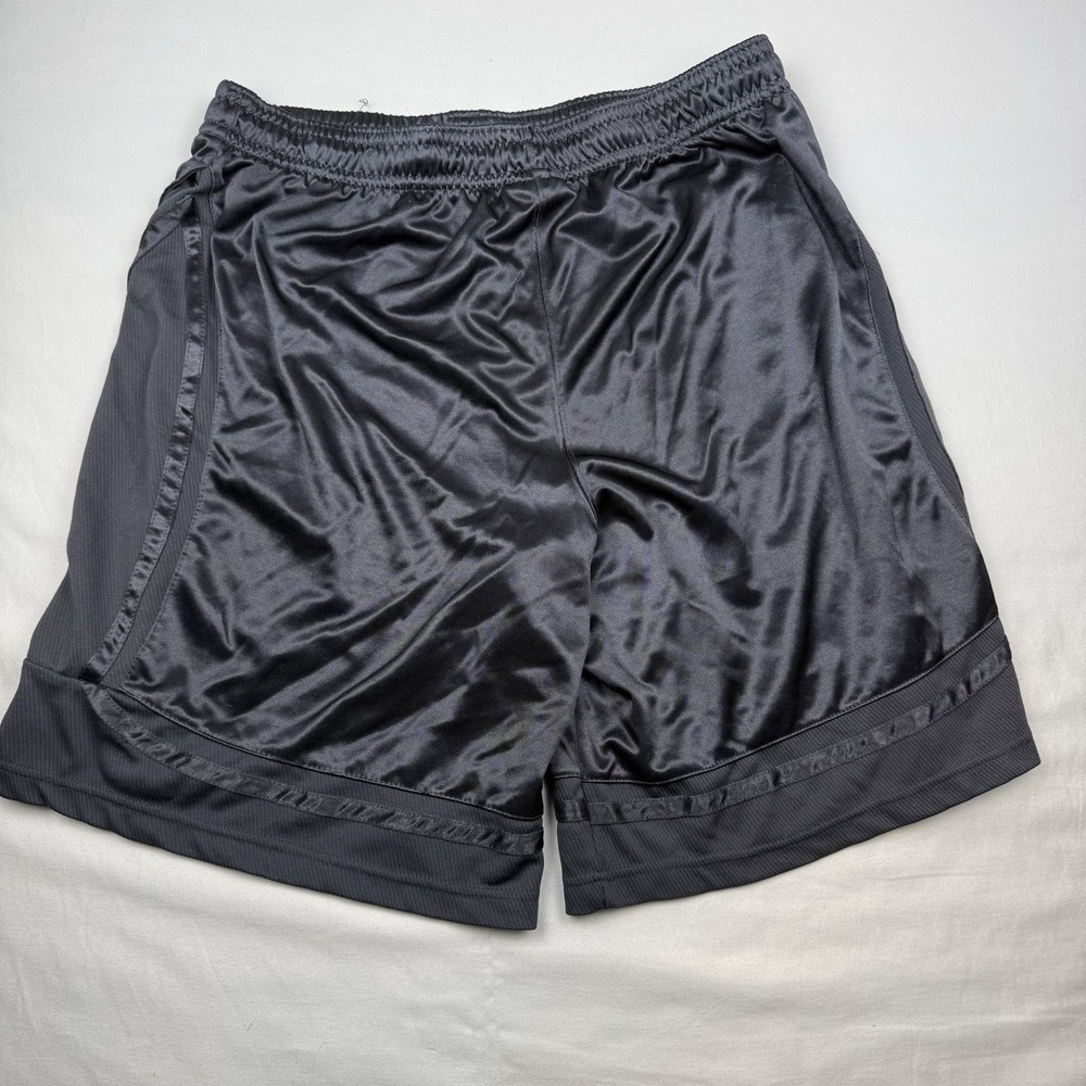 AND1  AND 1 Men's XXL Black Mesh Basketball Shorts with Drawstring Clean Pockets